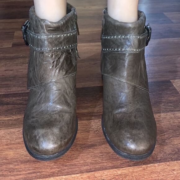 Sundance Boots   - Picture 3 of 8